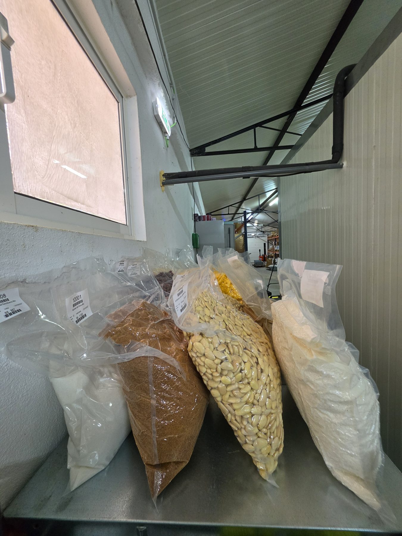 colos-warehouse-3 Local food warehouse at Quinta do Coito Grande, Colos